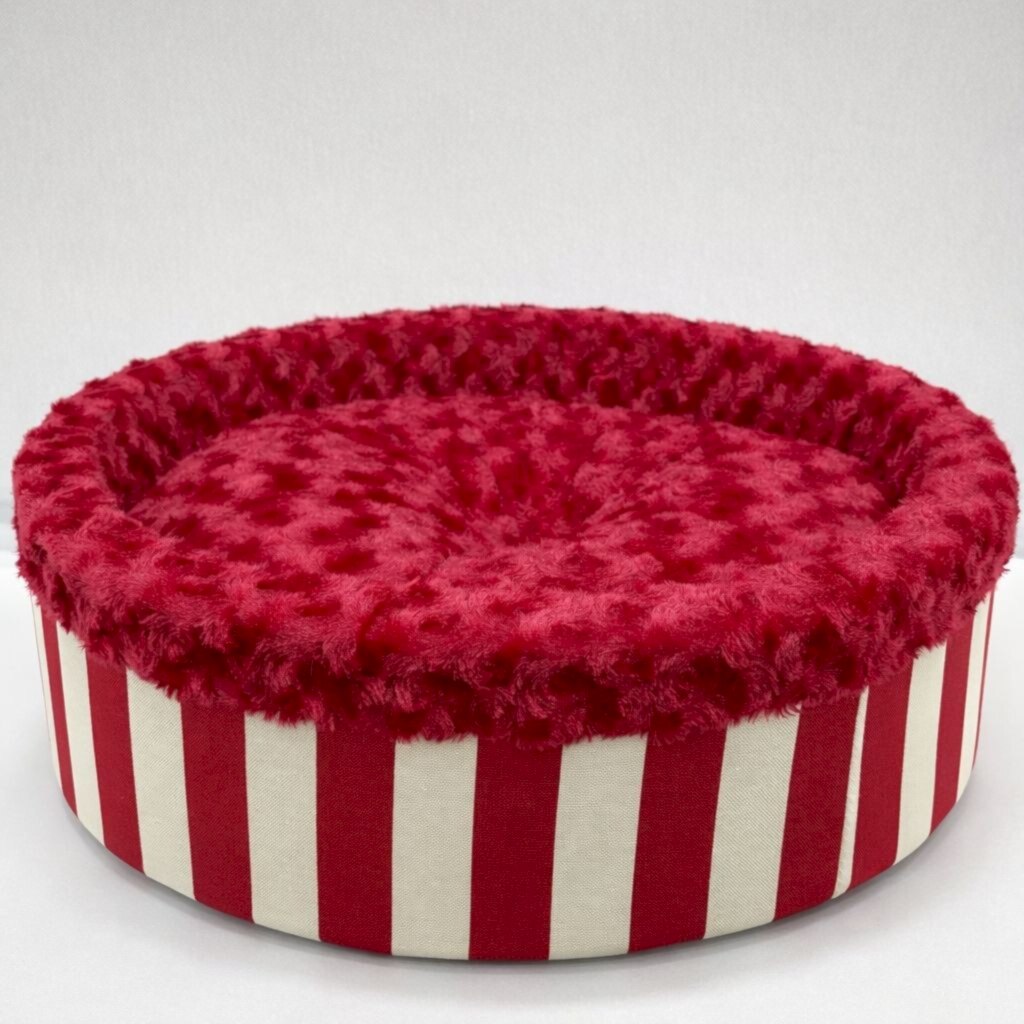  - SPECİEL PELUŞ SİMİT YATAK KIRMIZI 50x50x15cm